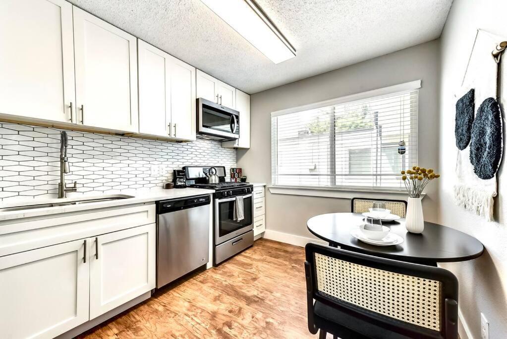 Bright And Cheerful Flat, Near Fair Park Apartment Dallas Exterior photo