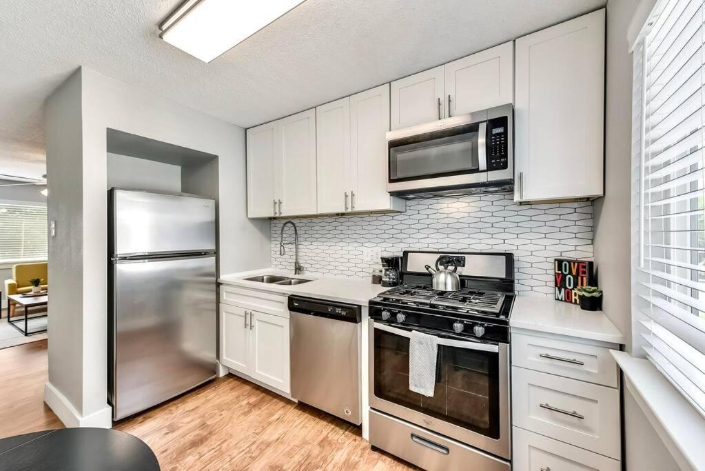 Bright And Cheerful Flat, Near Fair Park Apartment Dallas Exterior photo